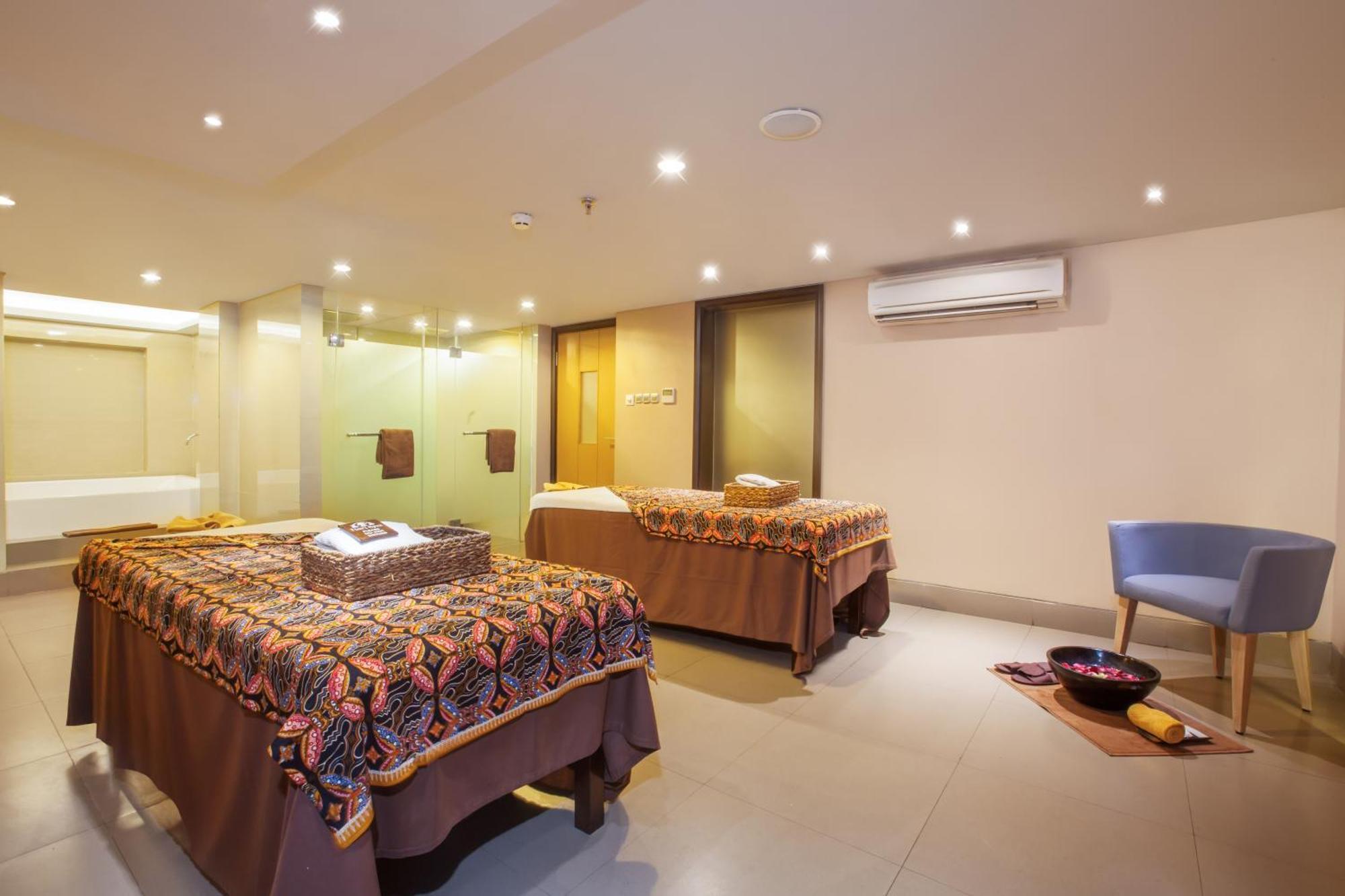 De Vins Sky Hotel Seminyak מראה חיצוני תמונה